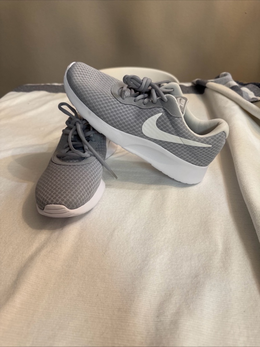 Nike Light Gray and White Mesh Athletic Sneakers